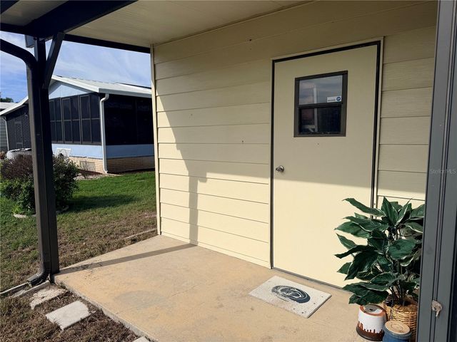 410 VILLAGE CIRCLE SW, Winter Haven, FL 33880