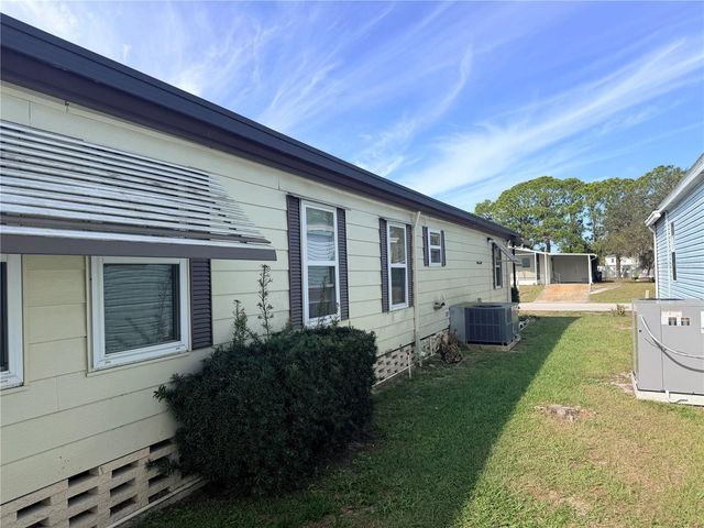 410 VILLAGE CIRCLE SW, Winter Haven, FL 33880