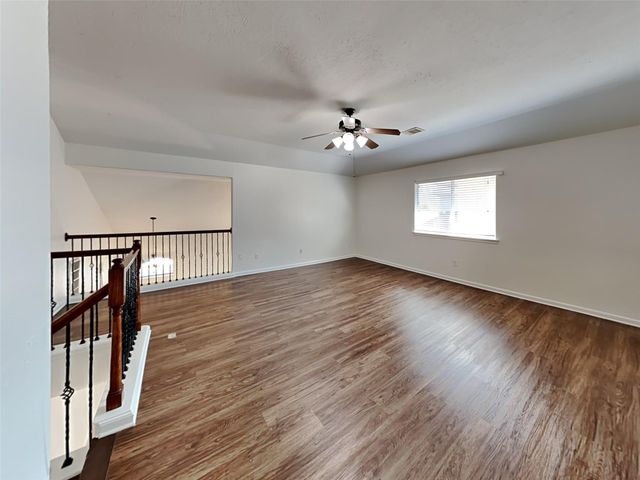 2303 Cantabria Lane, League City, TX 77573