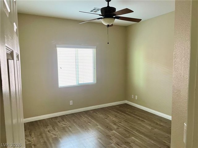 7874 Barntucket Avenue, Las Vegas, NV 89147