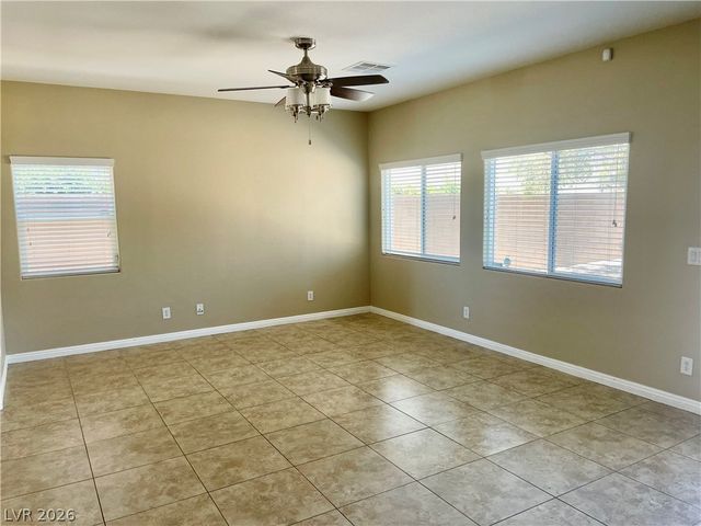 7874 Barntucket Avenue, Las Vegas, NV 89147