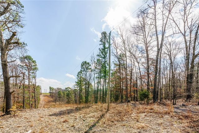 50 Juniper Lane, Eureka Springs, AR 72632