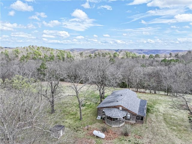 50 Juniper Lane, Eureka Springs, AR 72632