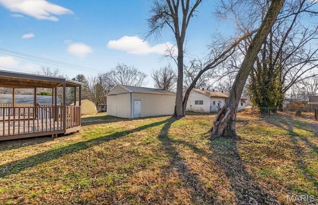 512 Belvedere Drive, Belleville, IL 62223