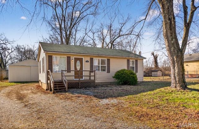 512 Belvedere Drive, Belleville, IL 62223