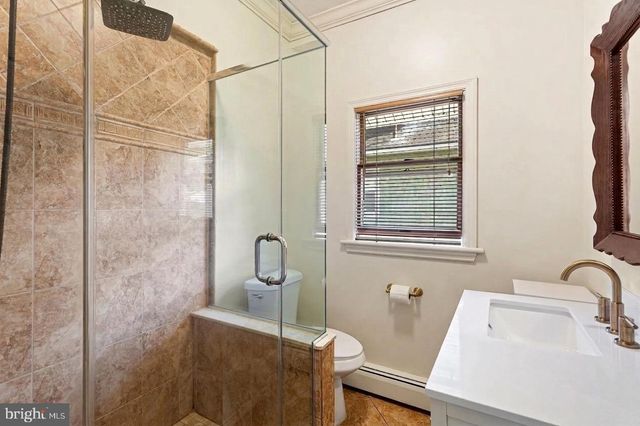 5621 CHESTNUT AVE, Pennsauken, NJ 08109