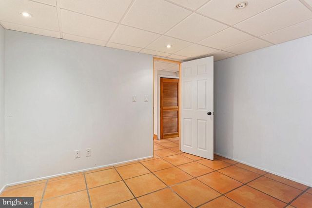 5621 CHESTNUT AVE, Pennsauken, NJ 08109