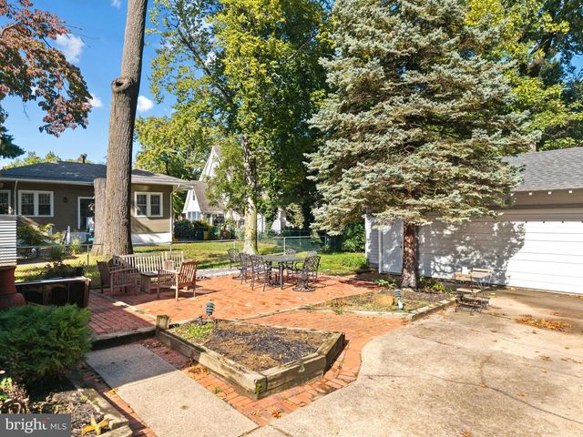 5621 CHESTNUT AVE, Pennsauken, NJ 08109