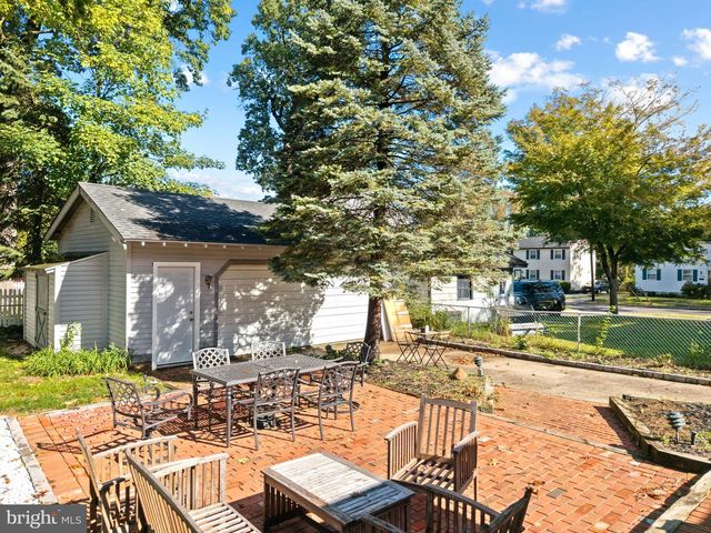 5621 CHESTNUT AVE, Pennsauken, NJ 08109