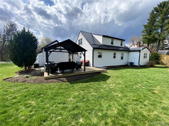 221 Redfield Avenue, Manlius, NY 13066