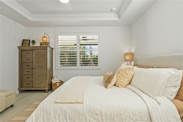 1375 Haven Circle, Vero Beach, FL 32960