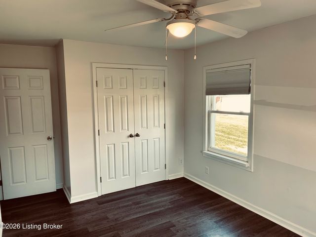 206 Meadowview Dr, Mt Washington, KY 40047