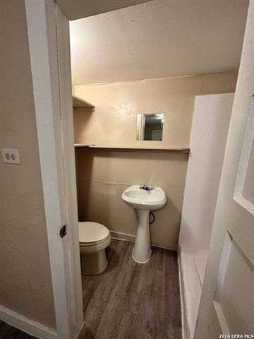 314 N Nueces B, San Antonio, TX 78207