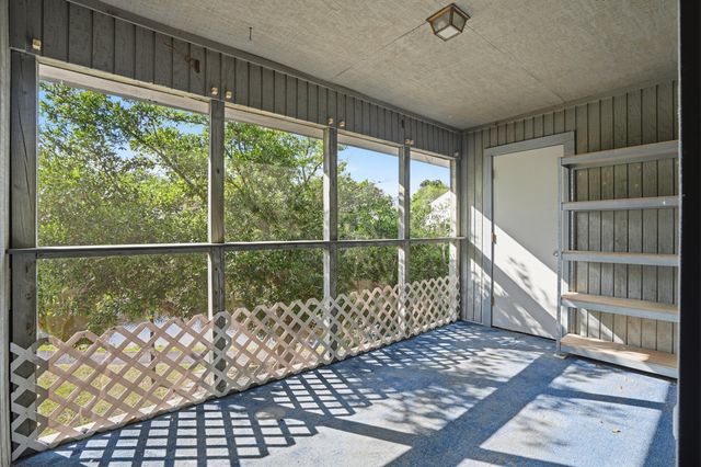 605 Waterwood Drive, Goose Creek, SC 29445