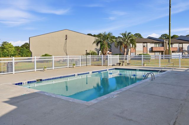605 Waterwood Drive, Goose Creek, SC 29445