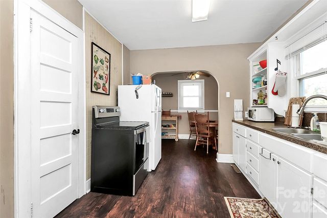 707 Oakshade Avenue, Kannapolis, NC 28083