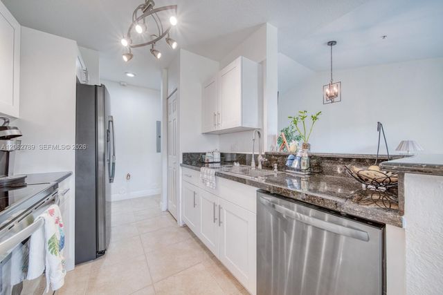 21130 SW 87th Ave 304, Cutler Bay, FL 33189
