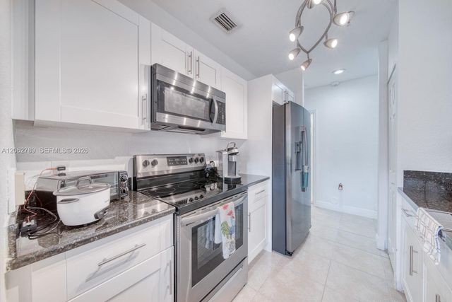 21130 SW 87th Ave 304, Cutler Bay, FL 33189