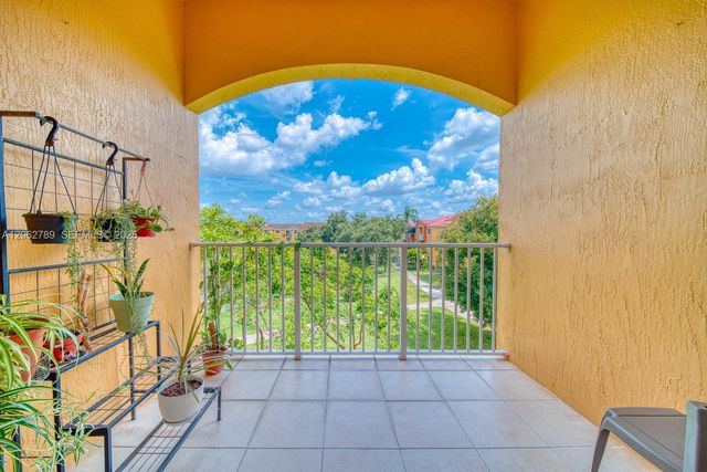 21130 SW 87th Ave 304, Cutler Bay, FL 33189