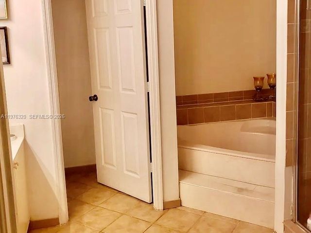 2048 NE 35th Ave, Homestead, FL 33033