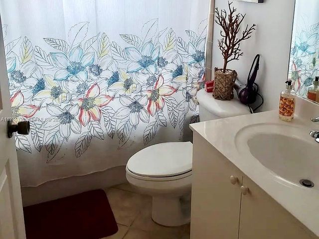 2048 NE 35th Ave, Homestead, FL 33033