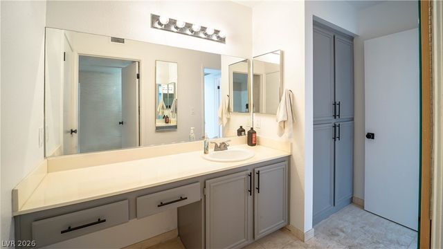 8070 West Russell Road 1099, Las Vegas, NV 89113