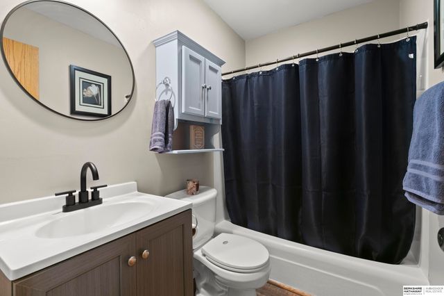 4920 S 47th Street, Lincoln, NE 68516