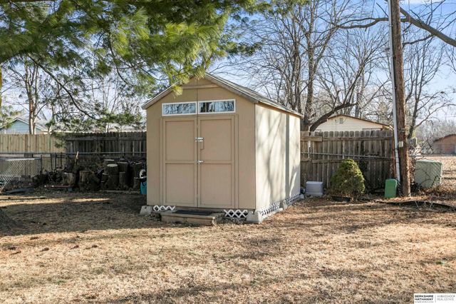 4920 S 47th Street, Lincoln, NE 68516