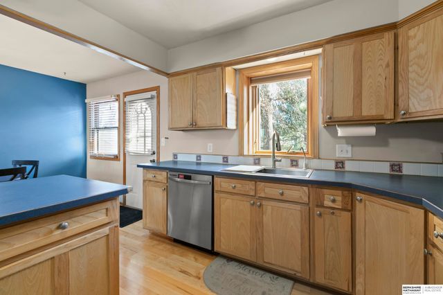 4920 S 47th Street, Lincoln, NE 68516