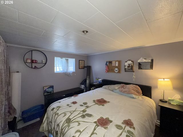 844 Ne JOHNSON St, Myrtle Creek, OR 97457
