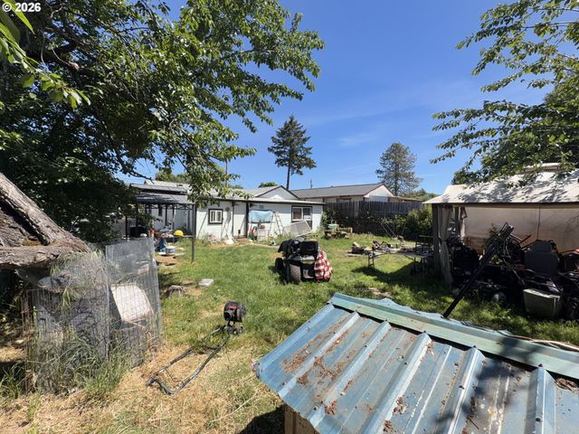 844 Ne JOHNSON St, Myrtle Creek, OR 97457