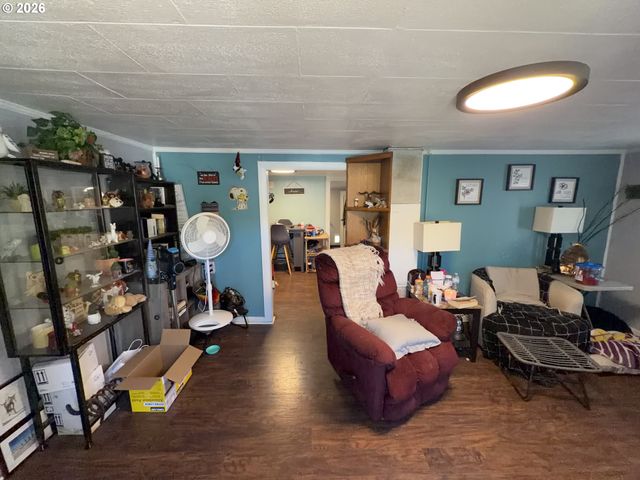 844 Ne JOHNSON St, Myrtle Creek, OR 97457