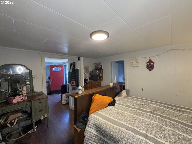 844 Ne JOHNSON St, Myrtle Creek, OR 97457