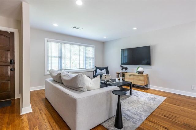 709 Park Lane, Decatur, GA 30033