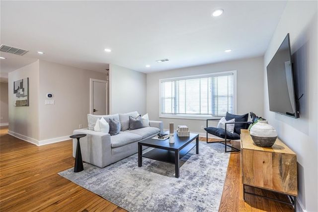 709 Park Lane, Decatur, GA 30033