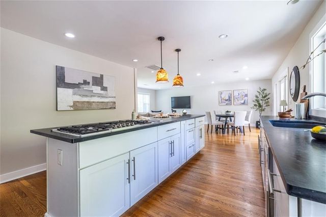 709 Park Lane, Decatur, GA 30033