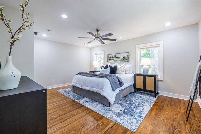 709 Park Lane, Decatur, GA 30033