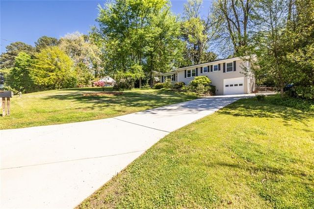 709 Park Lane, Decatur, GA 30033