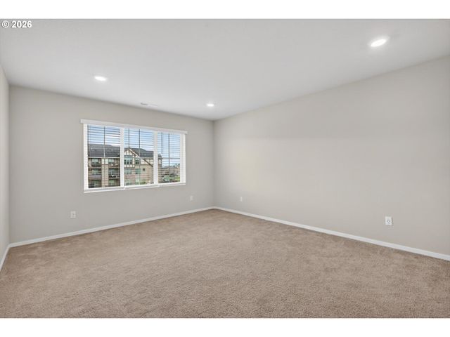 16156 Nw PRISTINE Ln, Portland, OR 97229