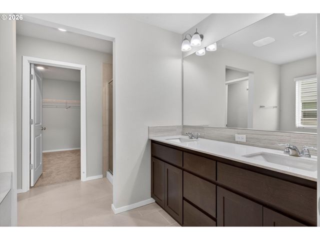 16156 Nw PRISTINE Ln, Portland, OR 97229