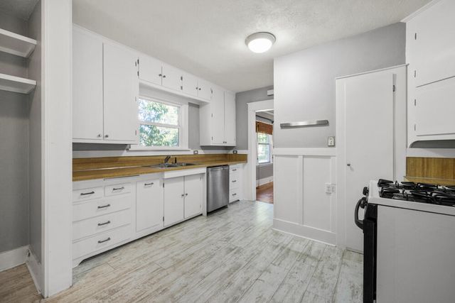 1902 Esplanade Avenue, Klamath Falls, OR 97601
