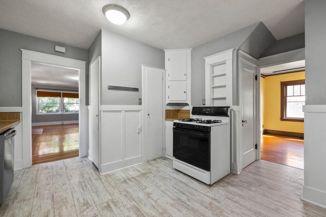 1902 Esplanade Avenue, Klamath Falls, OR 97601