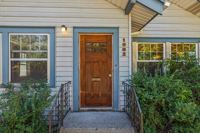 1902 Esplanade Avenue, Klamath Falls, OR 97601