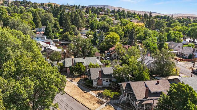 1902 Esplanade Avenue, Klamath Falls, OR 97601