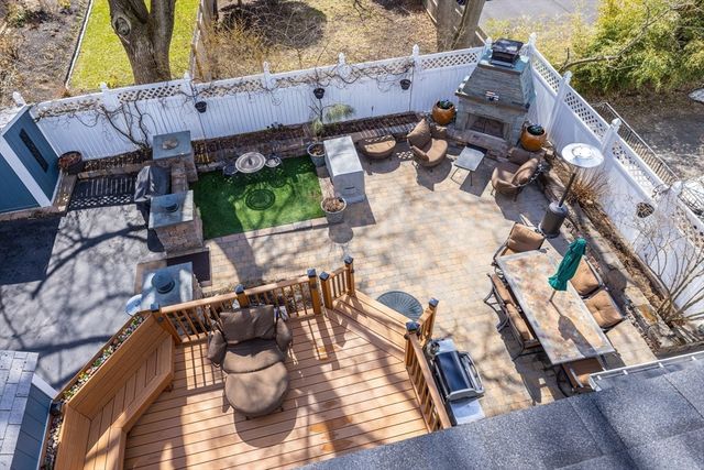 52 Gardner St, Newton, MA 02458