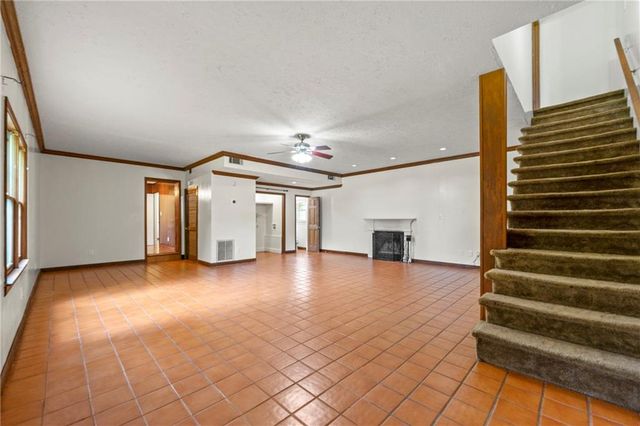 1885 North SW Drive, Atlanta, GA 30331