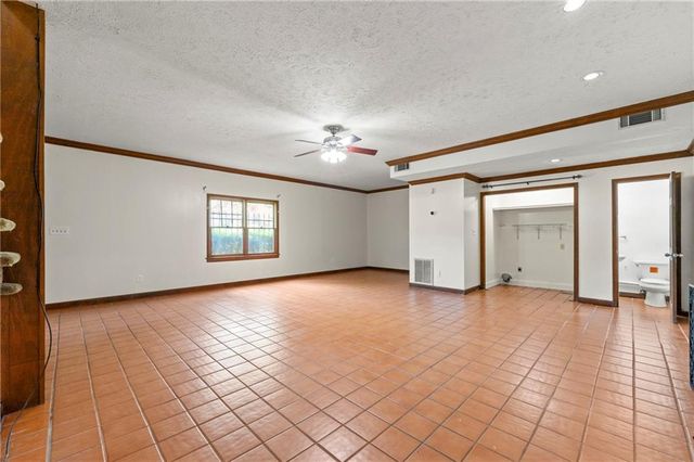 1885 North SW Drive, Atlanta, GA 30331