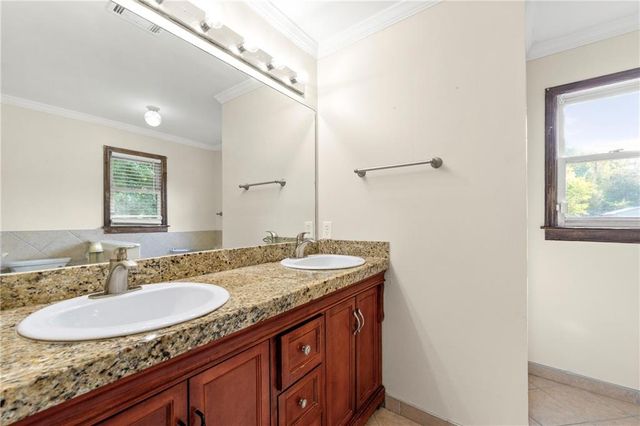 1885 North SW Drive, Atlanta, GA 30331