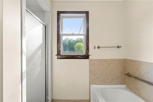 1885 North SW Drive, Atlanta, GA 30331