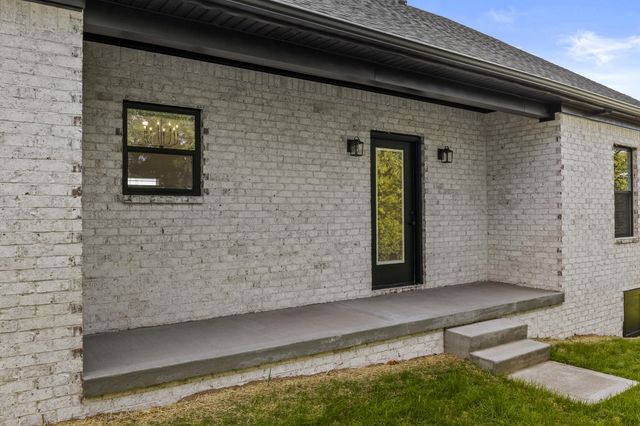 168 Central Park Avenue, Berea, KY 40403